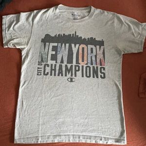 Champions tee